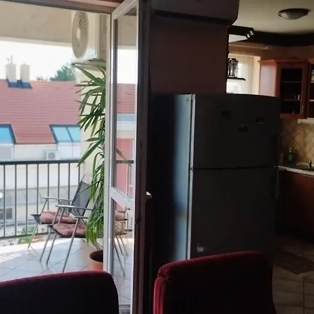 Tommy Apartment