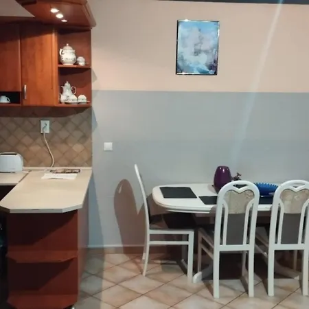 Tommy Apartment *