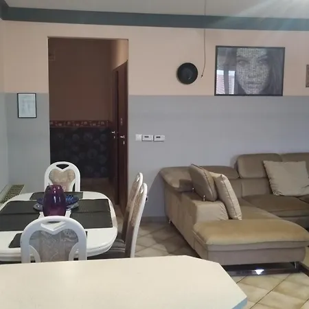 Apartment Tommy Hajduszoboszlo
