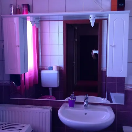 Tommy Apartment