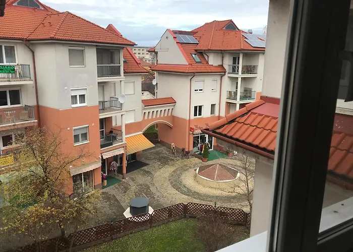 Tommy Apartment